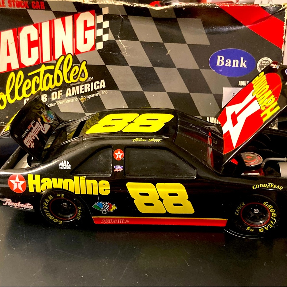Scale Stock Car #88 Bank